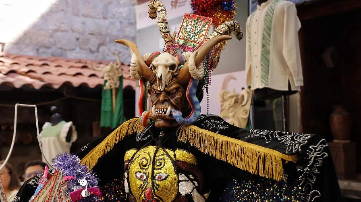 Hands of Fire & Fiber: A Weekend Craft Trail in Michoacán