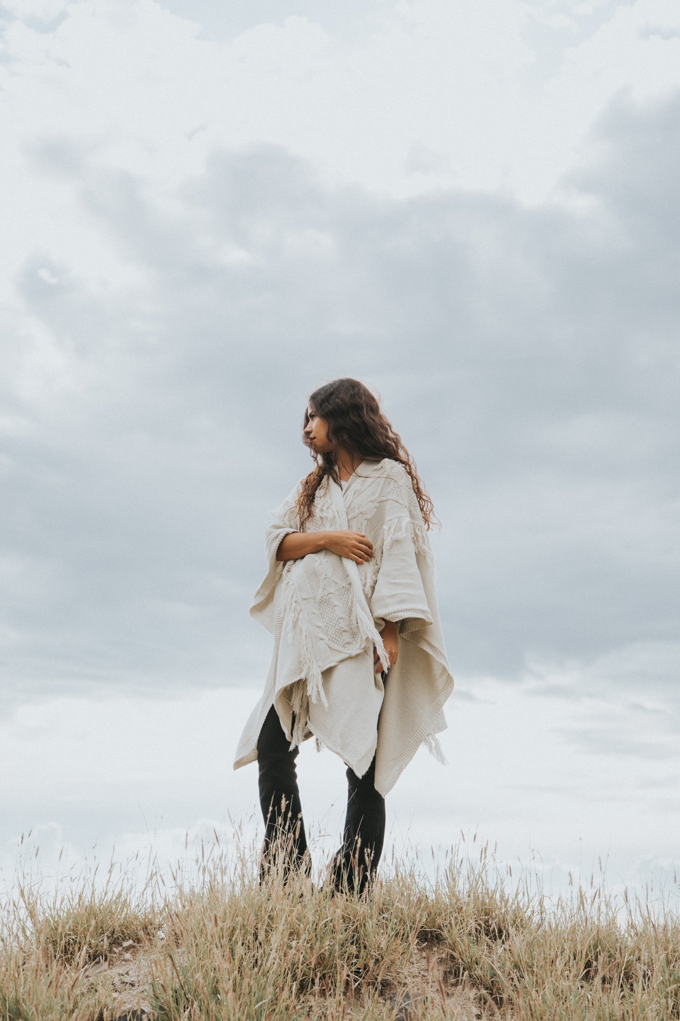 Full Moon Cape Poncho - Espiritu