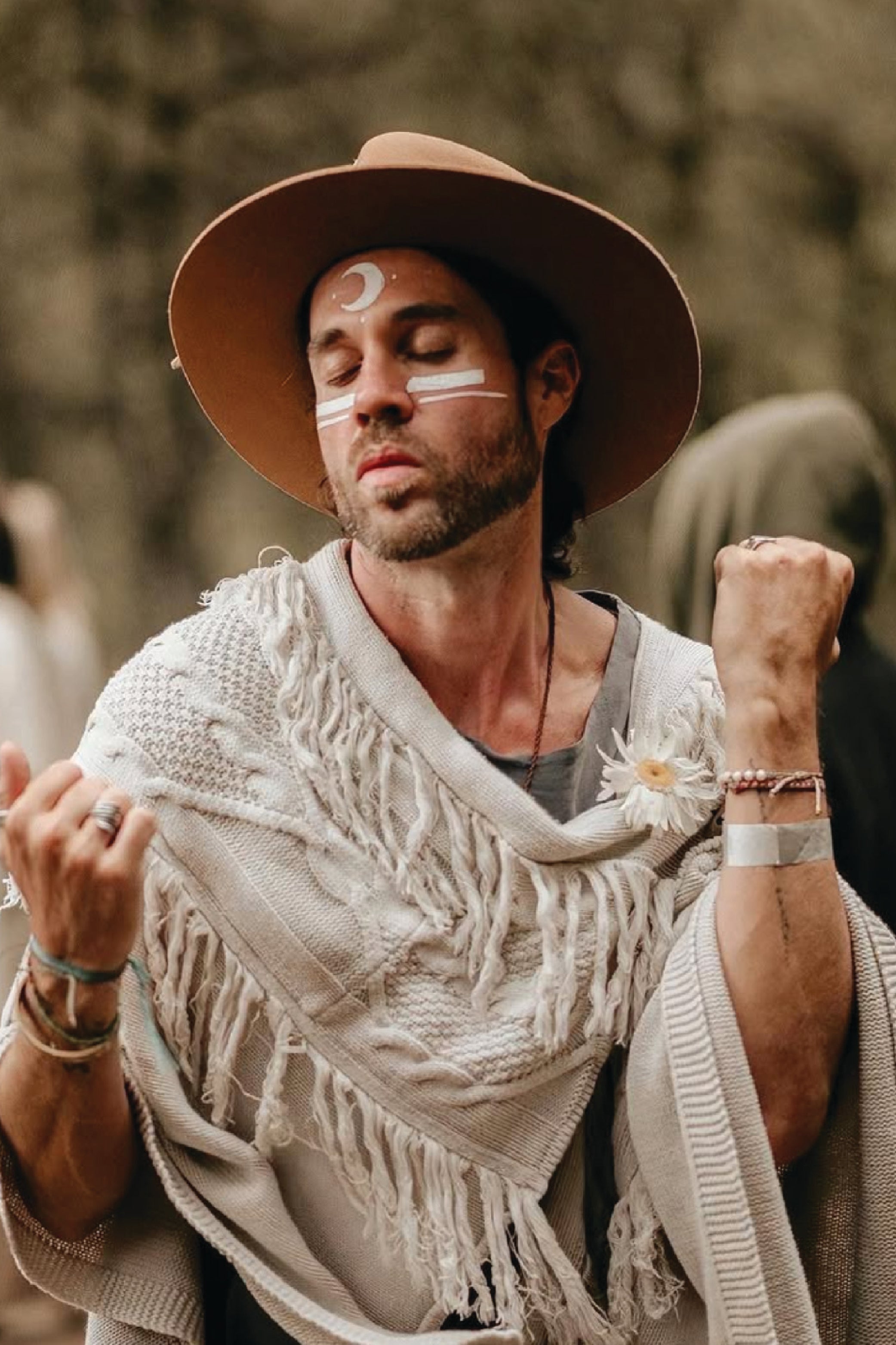 Full Moon Hoodie Poncho - Espiritu